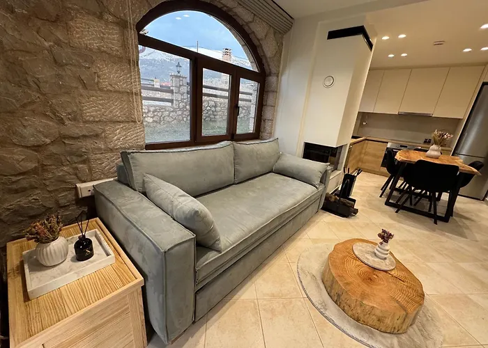 Armonia Suites Livadi Arachovas